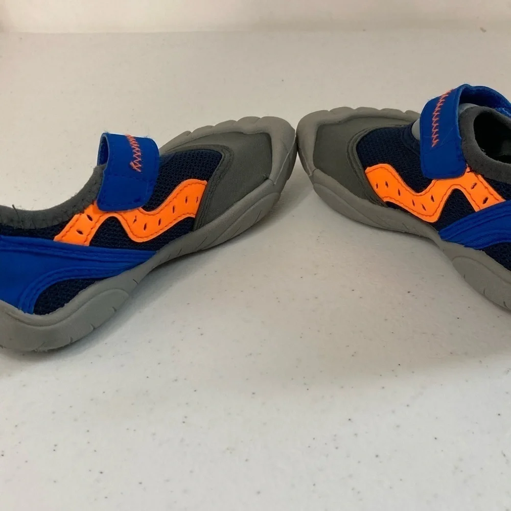 Newtz Water Shoes Sz 11/12